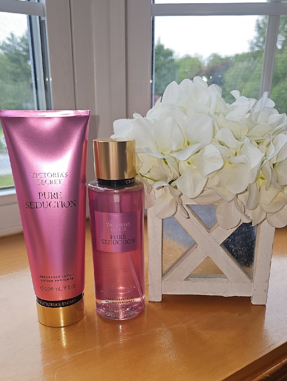 Victoria's Secret Pure Seduction Lotion & Mist Set